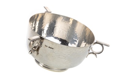 Lot 896 - EDWARD VII SILVER TRI HANDLED BOWL