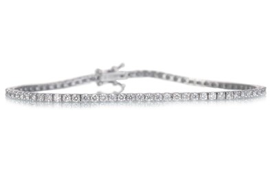 Lot 485 - DIAMOND TENNIS BRACELET