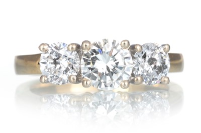 Lot 487 - CERTIFICATED DIAMOND THREE STONE RING