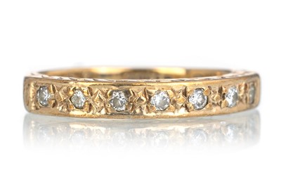 Lot 502 - DIAMOND SEVEN STONE RING