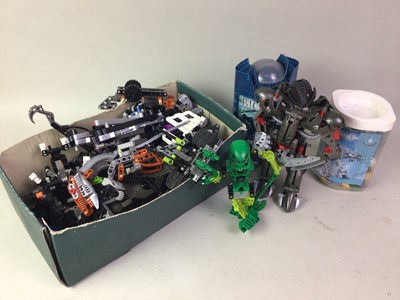 Lot 522 - COLLECTION OF LEGO