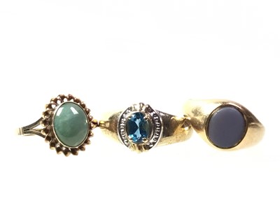 Lot 557 - FIVE GOLD RINGS