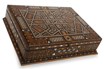 Lot 1337 - MIDDLE EASTERN MOSAIC CASKET