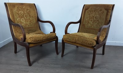 Lot 514 - PAIR OF REPRODUCTION MAHOGANY CHAIRS