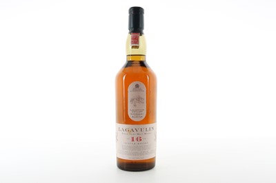 Lot 219 - LAGAVULIN 16 YEAR OLD WHITE HORSE