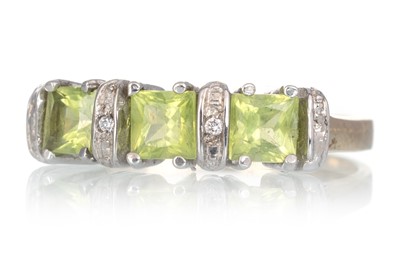 Lot 415A - PERIDOT AND DIAMOND RING