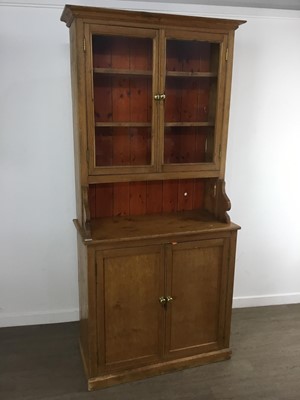 Lot 647 - PINE DRESSER