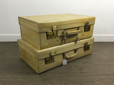 Lot 768 - PAIR OF VINTAGE SUITCASES