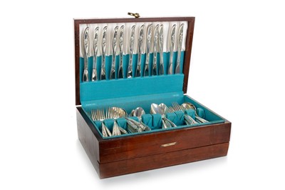 Lot 909 - SUITE OF STERLING SILVER CUTLERY