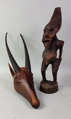 Lot 734 - GROUP OF AFRICAN CARVED WOOD ATREFACTS