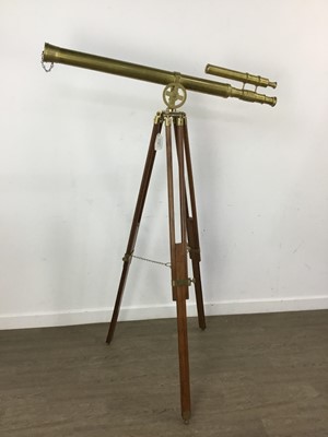 Lot 843 - REPRODUCTION BRASS TELESCOPE