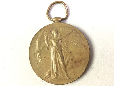 Lot 76 - WWI VICTORY MEDAL