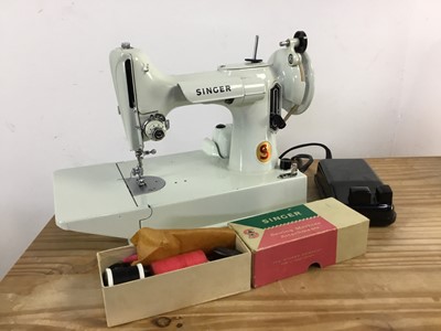 Lot 109 - SINGER WHITE 221K SEWING MACHINE