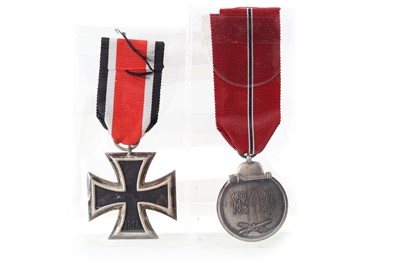 Lot 97 - COLLECTION OF THIRD REICH TYPE MEDALS AND INSIGNIA