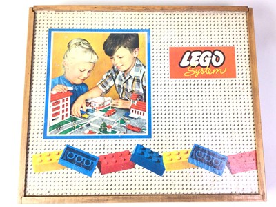 Lot 273 - VINTAGE LEGO SYSTEM SET