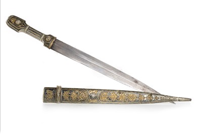 Lot 117 - CAUCASIAN KINDJAL DAGGER