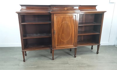 Lot 409 - EDWARDIAN INLAID MAHOGANY BOOKCASE