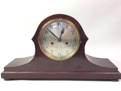 Lot 314 - MAHOGANY MANTEL CLOCK