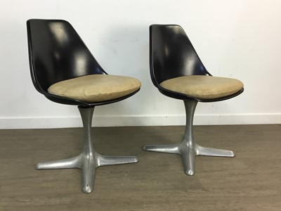 Lot 549 - MAURICE BURKE FOR ARKANA, TULIP TABLE AND FOUR MODEL 115 CHAIRS