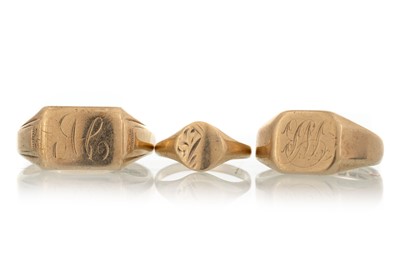 Lot 571 - THREE SIGNET RINGS