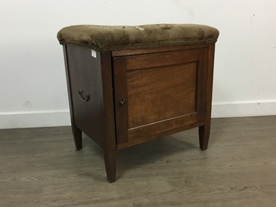 Lot 418 - MAHOGANY STAINED MUSIC CABINET