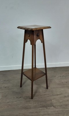 Lot 130 - WALNUT ARTS & CRAFTS PLANT STAND