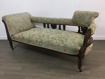 Lot 160 - VICTORIAN WALNUT CHAISE LONGUE