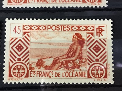 Lot 515 - GROUP OF STAMPS