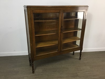 Lot 195 - GEORGE V OAK BOOKCASE