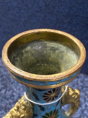 Lot 1387 - CHINESE CLOISONNE MING STYLE TWIN HANDLED VASE