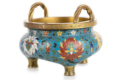 Lot 1389 - CHINESE CLOISONNE MING STYLE TRIPOD CENSER