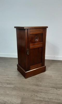 Lot 534 - MAHOGANY POT CUPBOARD