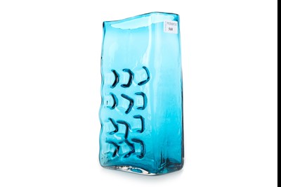 Lot 568 - GEOFFREY BAXTER (BRITISH, 1922-1995) FOR WHITEFRIARS, 'NUTS AND BOLTS' VASE