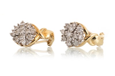 Lot 622 - PAIR OF DIAMOND CLUSTER EARRINGS