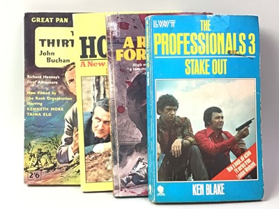 Lot 658 - GROUP OF TV RELATED PAPERBACK BOOKS