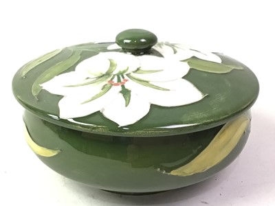 Lot 694 - MOORCROFT CIRCULAR TRINKET BOWL AND COVER