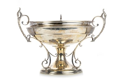 Lot 935 - EDWARDIAN SILVER TRI HANDLED TROPHY