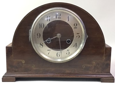 Lot 640 - MAHOGANY MANTEL CLOCK