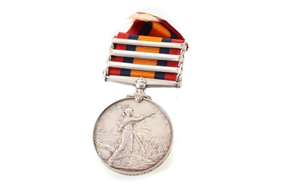 Lot 165 - QUEEN'S SOUTH AFRICA MEDAL