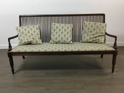 Lot 557 - VICTORIAN ROSEWOOD SETTEE