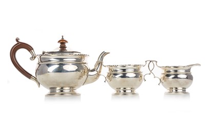 Lot 945 - GEORGE V SILVER THREE PIECE TEA SERVICE