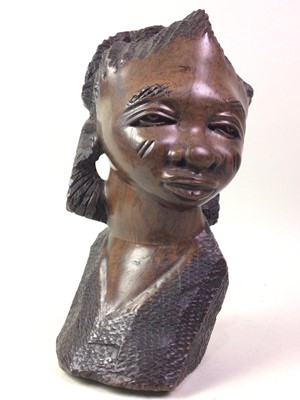 Lot 197 - AFRICAN HARDWOOD BUST