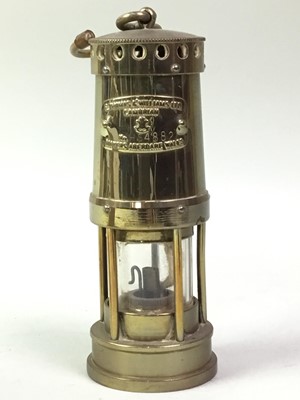 Lot 230 - E THOMAS & WILLIAMS LTD BRASS MINERS LAMP