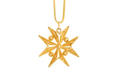 Lot 671 - STAR PENDANT ON CHAIN