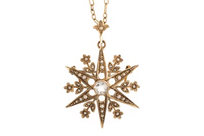 Lot 675 - EDWARDIAN STARBURST PENDANT