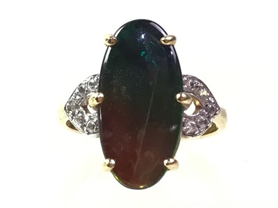 Lot 466 - AMMOLITE PENDANT, EARRING AND RING