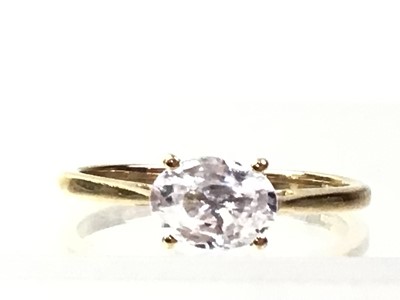 Lot 479 - SIX DRESS RINGS