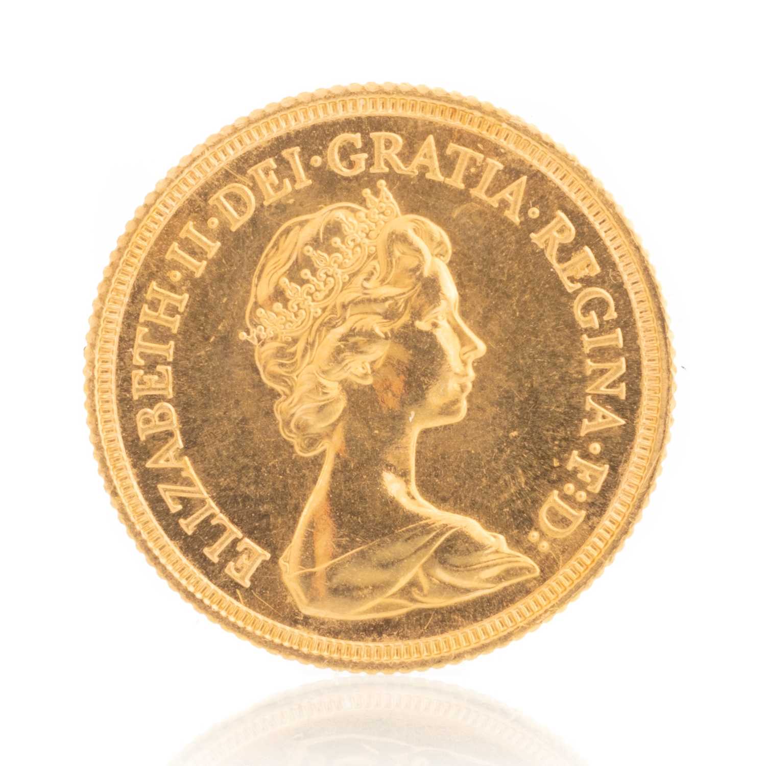 Lot 76 - ELIZABETH II SOVEREIGN