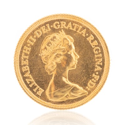 Lot 76 - ELIZABETH II SOVEREIGN