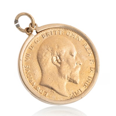 Lot 77 - EDWARD VII GOLD SOVEREIGN